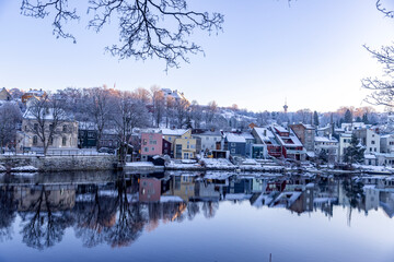 Fototapeta na wymiar Winter and cold in the city by the Nidelven - Trondheim,Trøndelag,Norway,scandinavia,Europe 