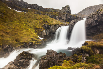 Fototapeta premium waterfall in the mountains