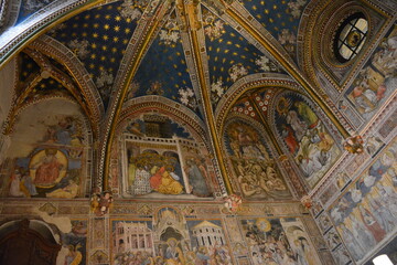 Fototapeta na wymiar interior of the cathedral of saint nicholas