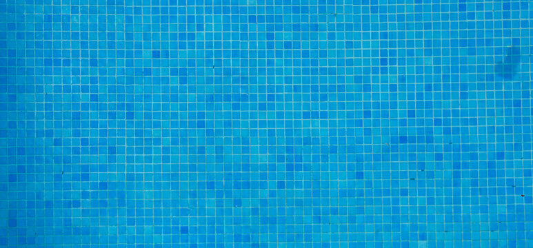 Fliesenboden, blaue Fliesen im Schwimmbad, blaue Textur