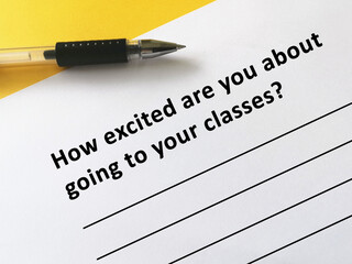 Obraz premium Questionnaire about online learning