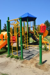 児童公園の遊具