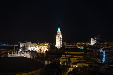 Obraz premium Night view of the cathedral of Santa Iglesia Primada in the medieval city of Toledo in Castilla La Mancha, Spain
