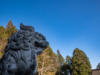 狛犬のある風景