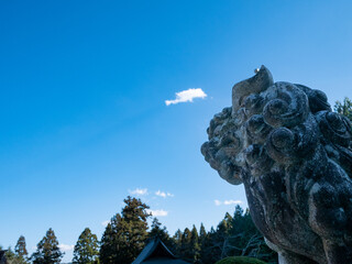 狛犬のある風景