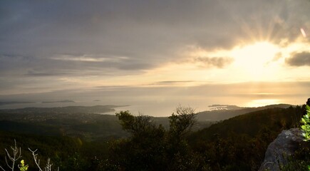 Toiulon Var Mer et montagne