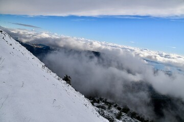 Mont Caume sous la neige à Toulon  La rade blanche