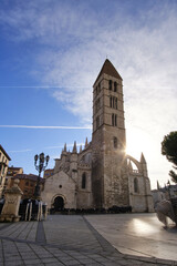 Fototapeta na wymiar Santa Maria de la Antigua church in Valladolid, Spain