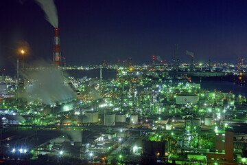 Yokkaichi Industrial Complex at night in Mie Prefecture,
Japan