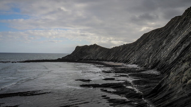 From the Basque Country to Asturias, the north of Spain opens onto the Bay of Biscay, while to the north-west Galicia marks the entrance into the waters of the north Atlantic.