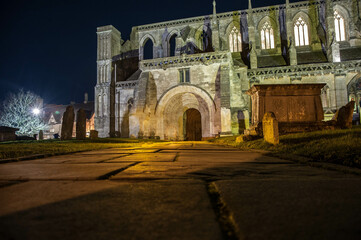malmesbury abby at night