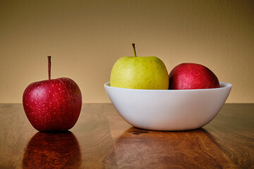 Still life with apples