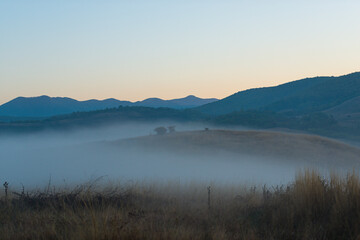 Fototapeta na wymiar Autumn morning fog landscape