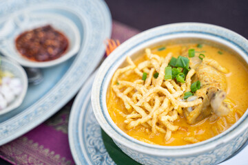Khao Soi Recipe - Noodle curry soup with chicken