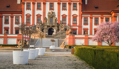 Detail of the entrance to Troja Castle, Czech Republic - obrazy, fototapety, plakaty