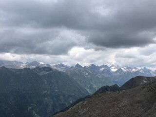 Fototapeta premium clouds over the mountain