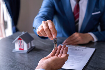 Real estate brokers are offering model home projects and handing out the keys to buyers who are ready to sign contracts, home insurance ideas...home and land mortgage