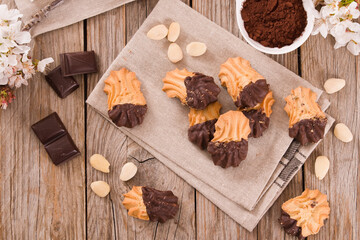 Butter cookies with chocolate.