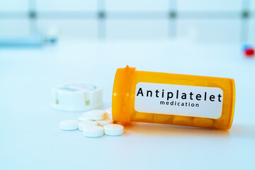 Antiplatelet antithrombotic drug that reduces the risk of blood clots in 