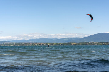 Kite et Wing sur le lac L&eacute;man