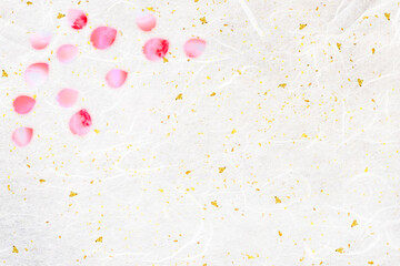 和紙に絵の具の桜の花びら