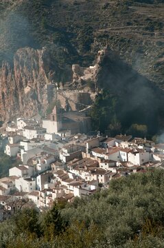 Panoramic view of the Villa de Castril de la Pena, Granada.