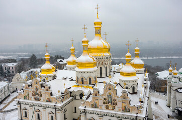 Fototapeta na wymiar Domes of the Pechersk Lavra in winter in the fog. Kiev. Ukraine