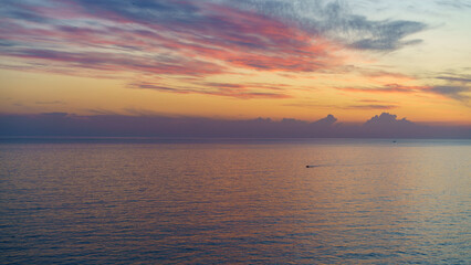 Fototapeta na wymiar Seascape with a beautiful dramatic sunset.