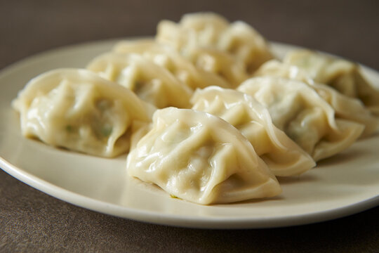 chinese steamed dumplings, meat dumplings 