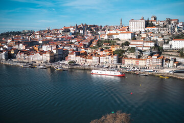 Fototapeta na wymiar View of the Douro River and Ribeiro from Vila Nova de Gaia, Porto, Portugal.