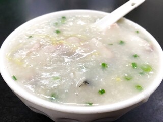 Guangzhou breakfast porridge, Fresh and delicious traditional specialties