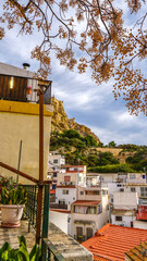 Calles del Barrio de Santa Cruz o Casco Antiguo, Santa Creu (o El Barrio) es la zona del casco...