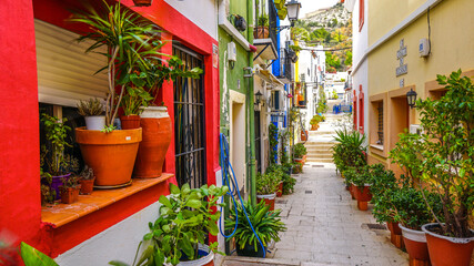 Alicante Calles del Barrio de Santa Cruz o Casco Antiguo, Santa Creu (o El Barrio) es la zona del...