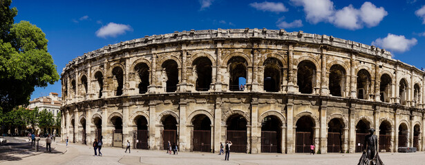 anfiteatro romano  -Arena de Nimes-, siglo I, Nimes, capital del departamento de Gard,Francia,...