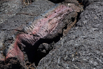 Gros plan sur la lave du le Piton de la Fournaise sur l'île de la Réunion