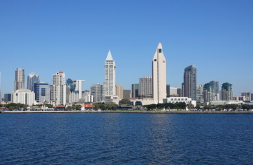 Fototapeta na wymiar View of Downtown San Diego at the Embarcadero