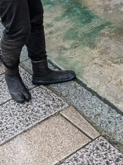 jika tabi shoes for rickshaw drivers