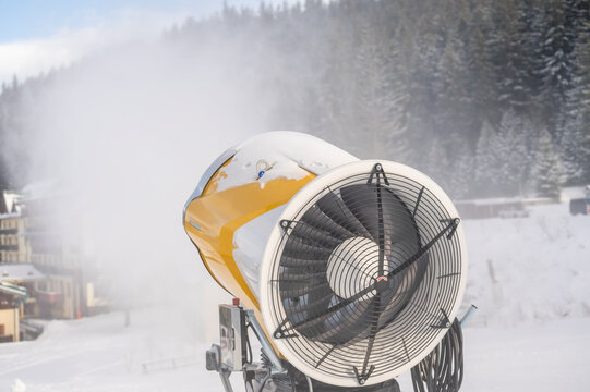 Eiskanone Bilder Durchsuchen 3,438 Archivfotos, und