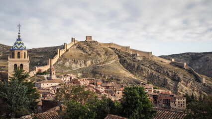 Fototapeta na wymiar Albarracín is a small town in the hills of east-central Spain, above a curve of the Guadalaviar River.