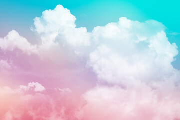 Obraz na płótnie Canvas Pink blue sky with clouds background