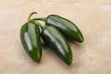 Green raw jalapeno peper heap