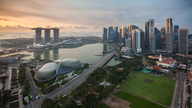 Singapore skyline with skyscrapres - Marina bay © TTstudio