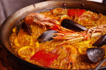 paella in a pan