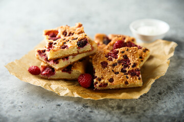 Homemade vanilla cake with berries