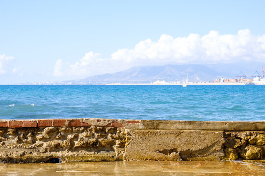 Mirador hacia el mar en Málaga