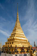 Fototapeta premium The Temple of the Emerald Buddha and The Grand Palace