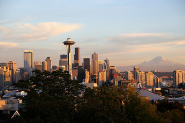 Skyline von Seattle, USA im Herbst