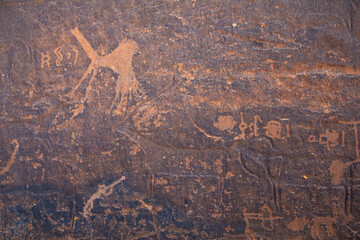 Petroglyphs in the nature in Saudi Arabia  - obrazy, fototapety, plakaty