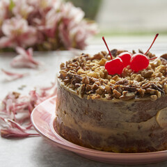 Torta de Dulce de Leche con frutos secos