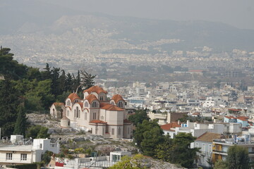 Fototapeta na wymiar Nationales Observatorium und Kirche von der heiligen Marina bei Thiseio in Athen